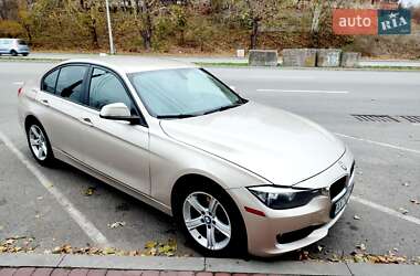 Седан BMW 3 Series 2012 в Запоріжжі