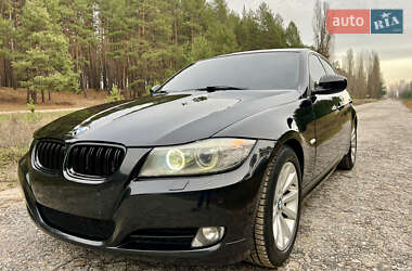 Седан BMW 3 Series 2010 в Сумах