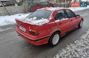 Седан BMW 3 Series 1992 в Киеве