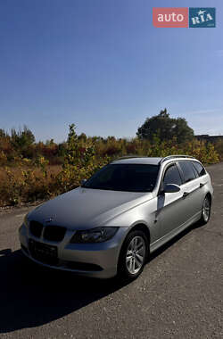 Універсал BMW 3 Series 2005 в Лозовій