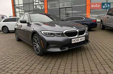 Седан BMW 3 Series 2019 в Львове