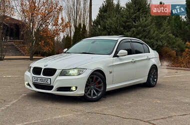 Седан BMW 3 Series 2011 в Харькове