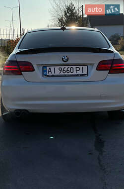 Купе BMW 3 Series 2011 в Києві