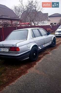 Седан BMW 3 Series 1986 в Києві