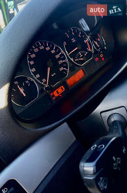 Седан BMW 3 Series 2003 в 