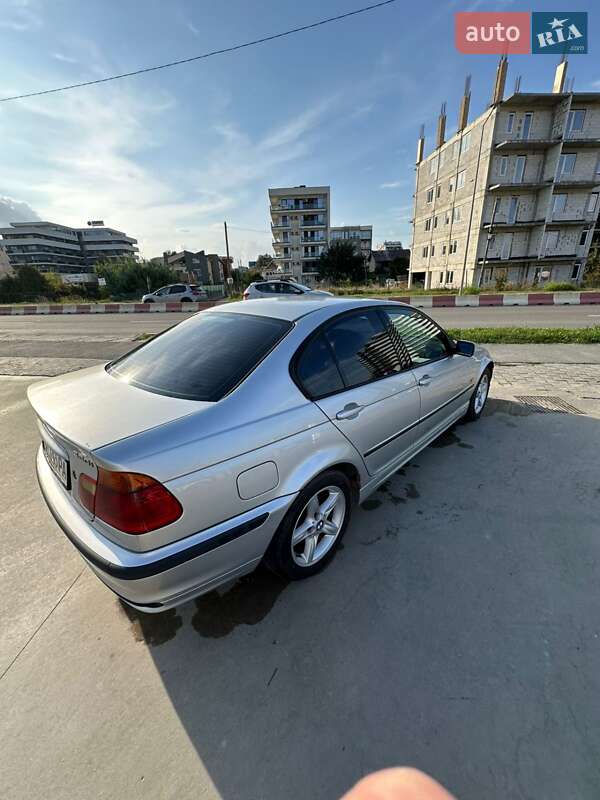 Седан BMW 3 Series 2001 в Ізмаїлі