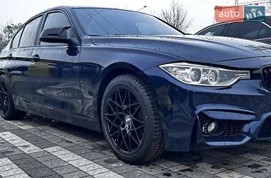 Седан BMW 3 Series 2012 в Львові