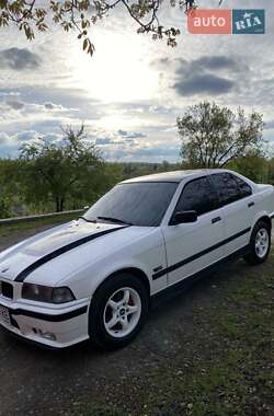 Седан BMW 3 Series 1996 в Тальному