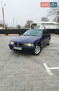 Седан BMW 3 Series 1995 в Одесі