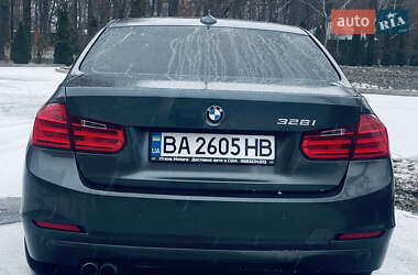 Седан BMW 3 Series 2014 в Києві