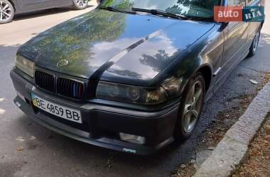 Седан BMW 3 Series 1993 в Николаеве