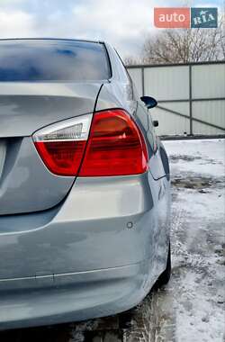 Седан BMW 3 Series 2005 в Киеве