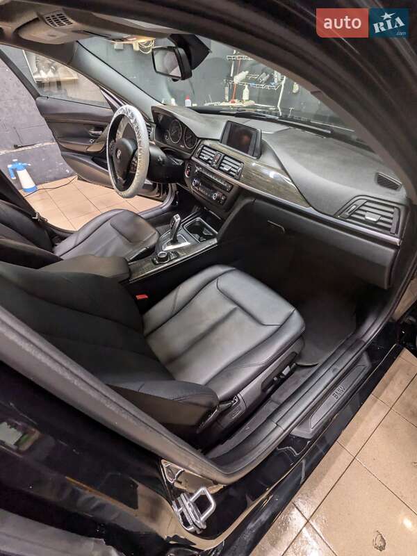Седан BMW 3 Series 2014 в Львові фото 30 Седан BMW 3 Series 2014 в Львові