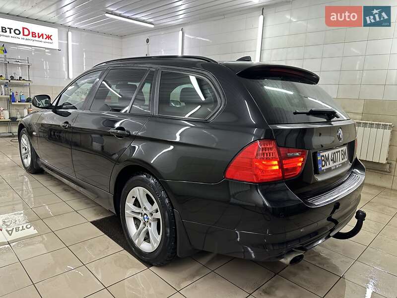 Универсал BMW 3 Series 2010 в Сумах