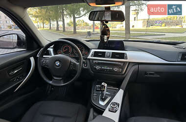 Седан BMW 3 Series 2013 в Звягеле