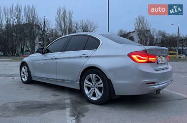 Седан BMW 3 Series 2015 в Запоріжжі