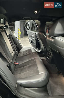 Седан BMW 3 Series 2022 в 