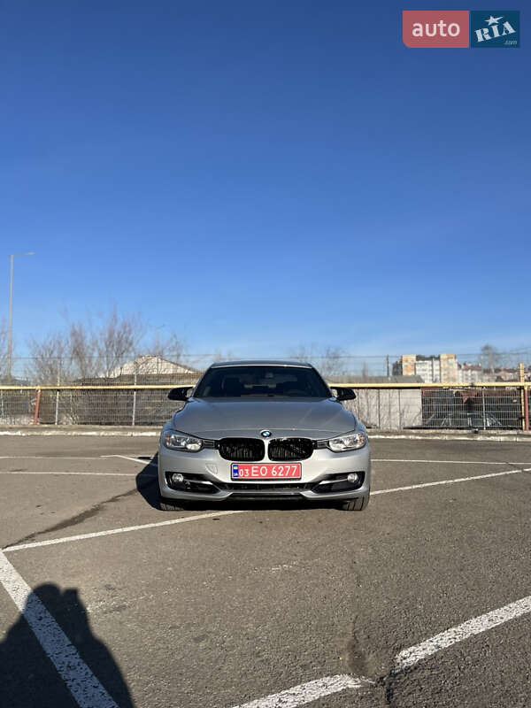 Седан BMW 3 Series 2012 в Івано-Франківську
