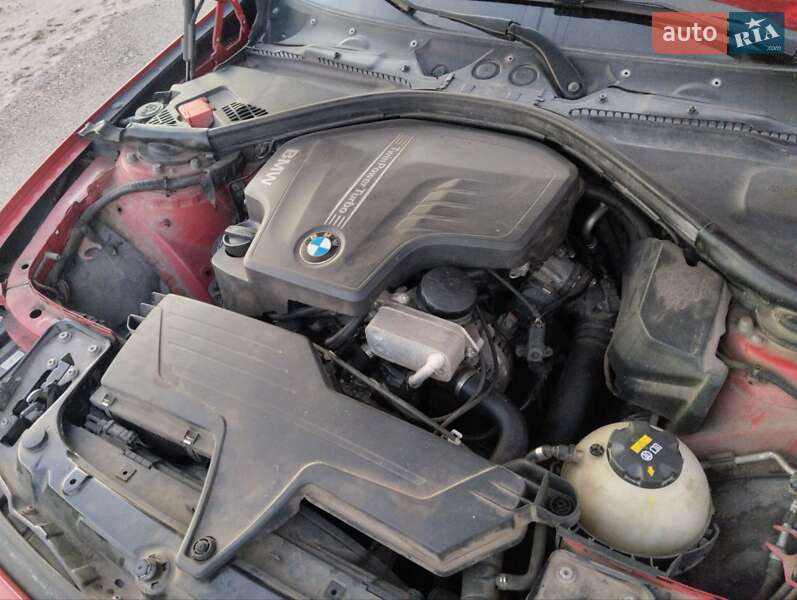 Седан BMW 3 Series 2015 в Кам'янському