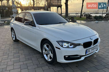 Седан BMW 3 Series 2015 в Миколаєві