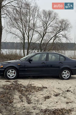 Седан BMW 3 Series 2004 в 
