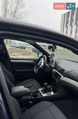 Седан BMW 3 Series 2004 в 