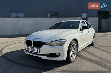 Седан BMW 3 Series 2013 в Києві