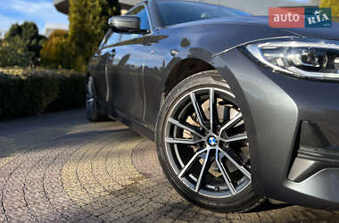 Седан BMW 3 Series 2019 в 