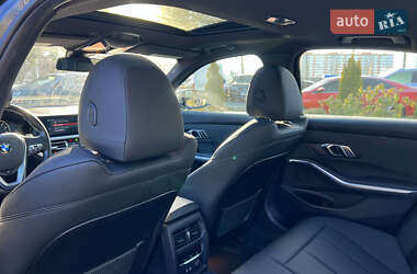 Седан BMW 3 Series 2019 в 