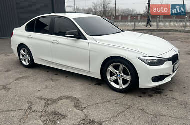 Седан BMW 3 Series 2014 в Дніпрі