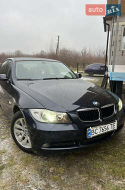 Седан BMW 3 Series 2007 в Золочеві