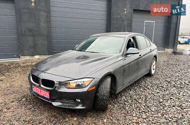 Седан BMW 3 Series 2013 в Дніпрі