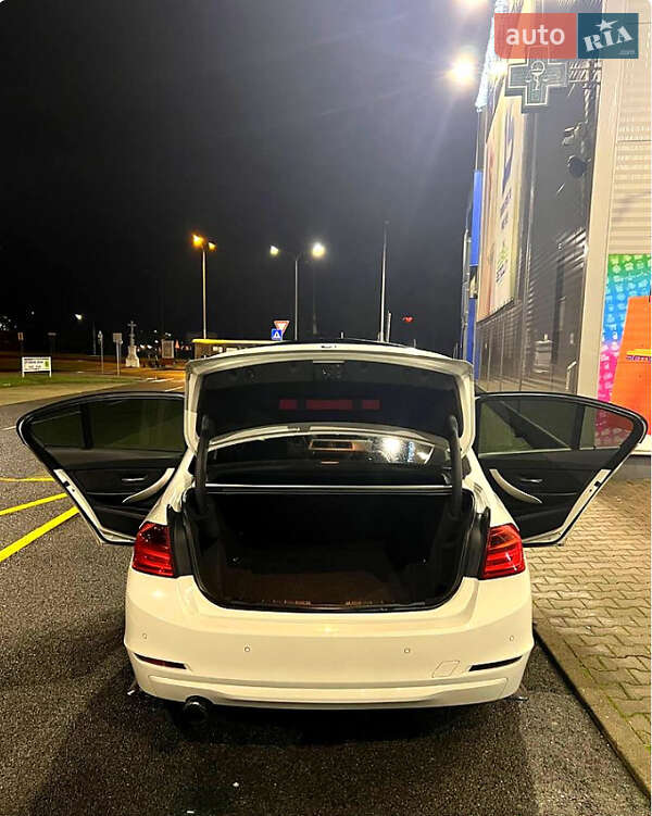 Седан BMW 3 Series 2013 в Львове фото 6 Седан BMW 3 Series 2013 в Львове