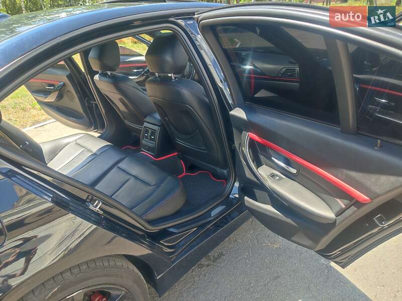 Седан BMW 3 Series 2014 в Умани