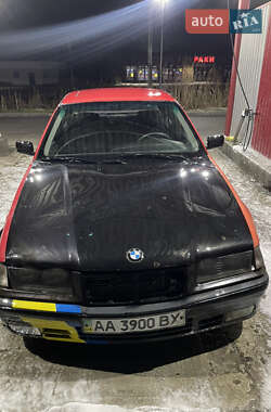 Седан BMW 3 Series 1992 в Вышгороде