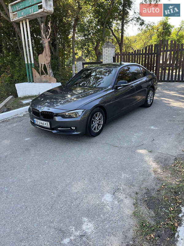 Седан BMW 3 Series 2012 в Вінниці