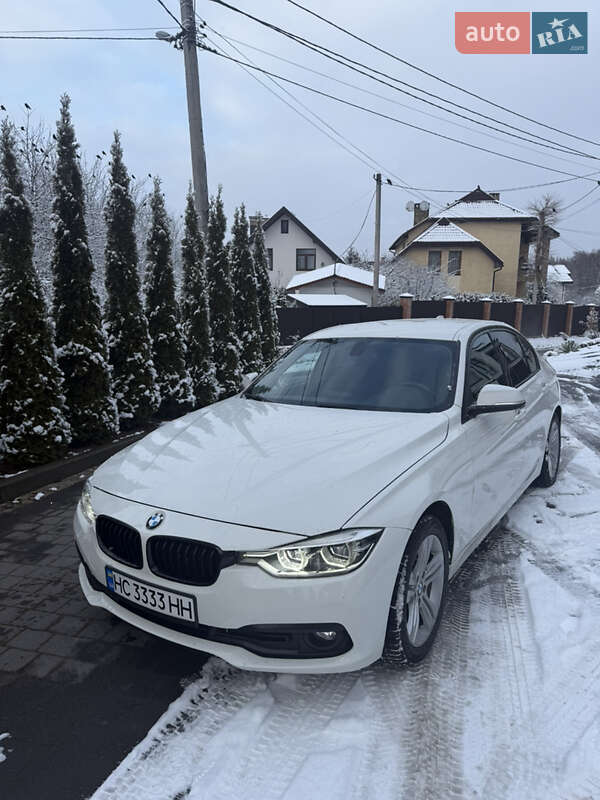 Седан BMW 3 Series 2018 в Львове