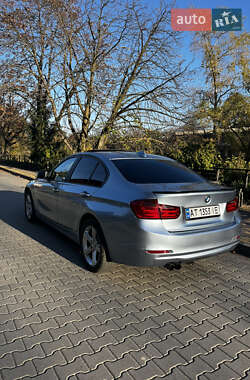 Седан BMW 3 Series 2012 в Косові