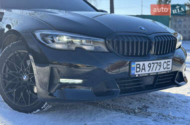 Седан BMW 3 Series 2019 в Кропивницькому