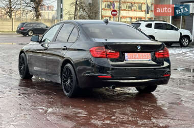 Седан BMW 3 Series 2015 в Рівному