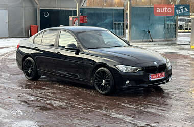 Седан BMW 3 Series 2015 в Рівному