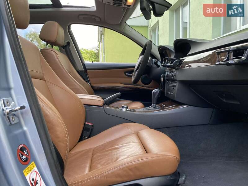 Универсал BMW 3 Series 2009 в Ровно