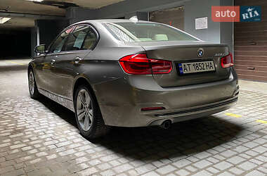 Седан BMW 3 Series 2015 в 