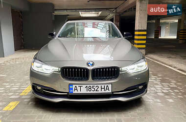 Седан BMW 3 Series 2015 в 