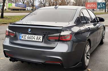 Седан BMW 3 Series 2018 в Дніпрі