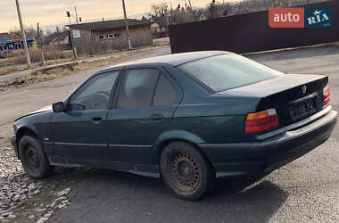 Седан BMW 3 Series 1995 в Шепетівці