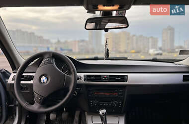 Универсал BMW 3 Series 2006 в Киеве