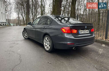 Седан BMW 3 Series 2015 в Киеве