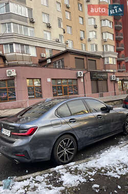 Седан BMW 3 Series 2022 в Києві