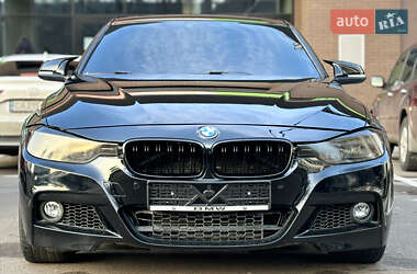 Седан BMW 3 Series 2015 в Киеве